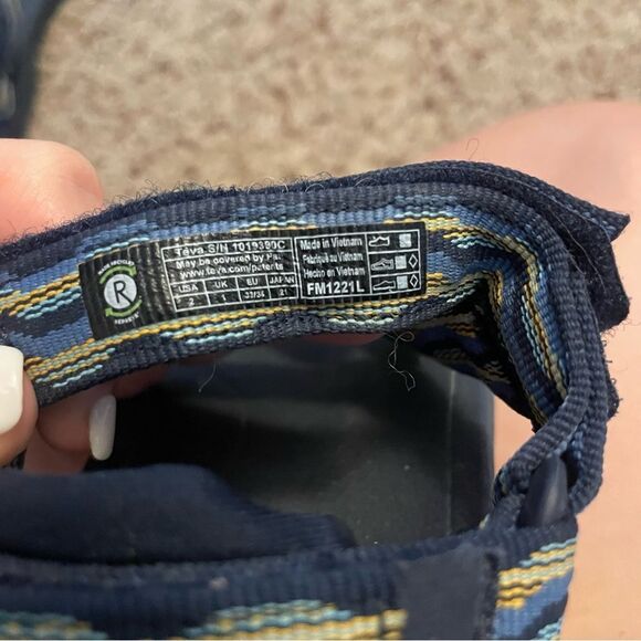 Teva Sandals size 2 - Picture 2 of 4